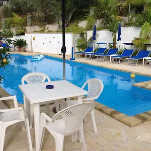 Villafiorita Appartamento Gioiosa Marea